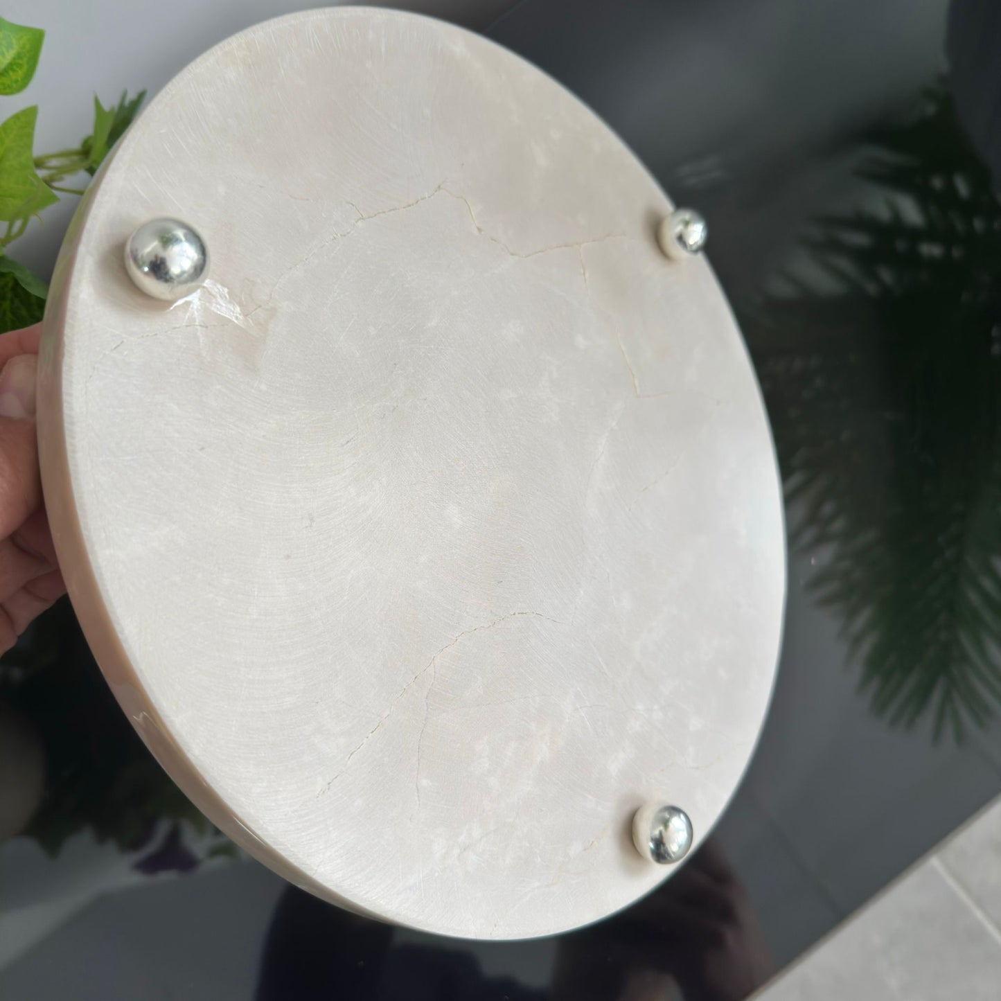 Bej Mermer Sunumluk , Bej Mermer Gümüş Top Ayaklı Sunum Tabağı